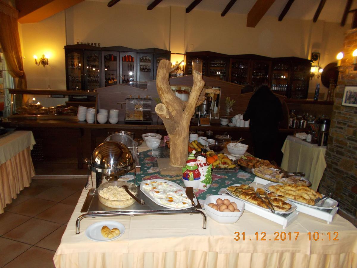 Mythos Hotel Елатохори Екстериор снимка